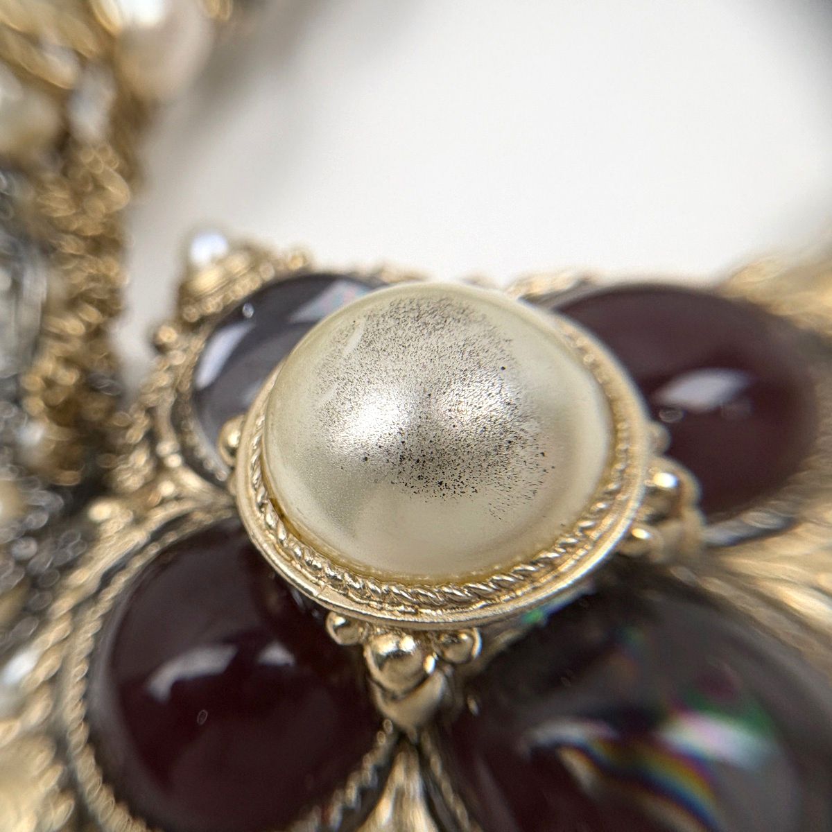 Chanel Necklace CC Logo Faux Pearl Rhinestone Gold — view 4