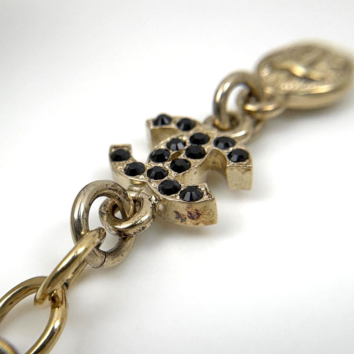 Chanel Necklace CC Logo Faux Pearl Rhinestone Gold — view 6