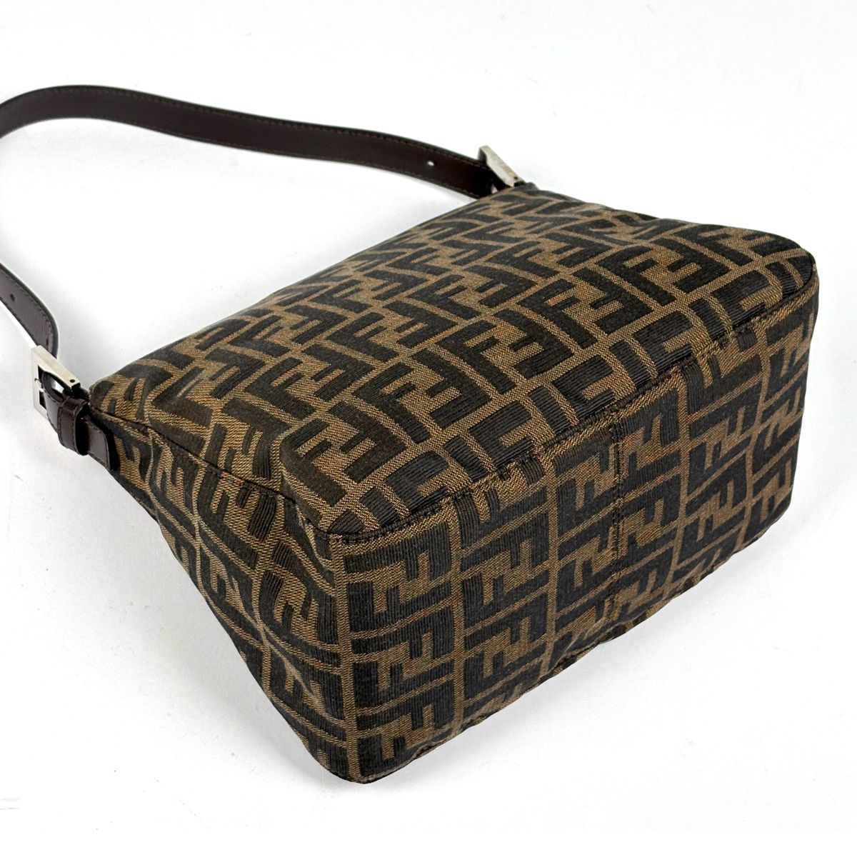 Fendi Shoulder Bag Zucca Pattern Canvas Brown — view 2