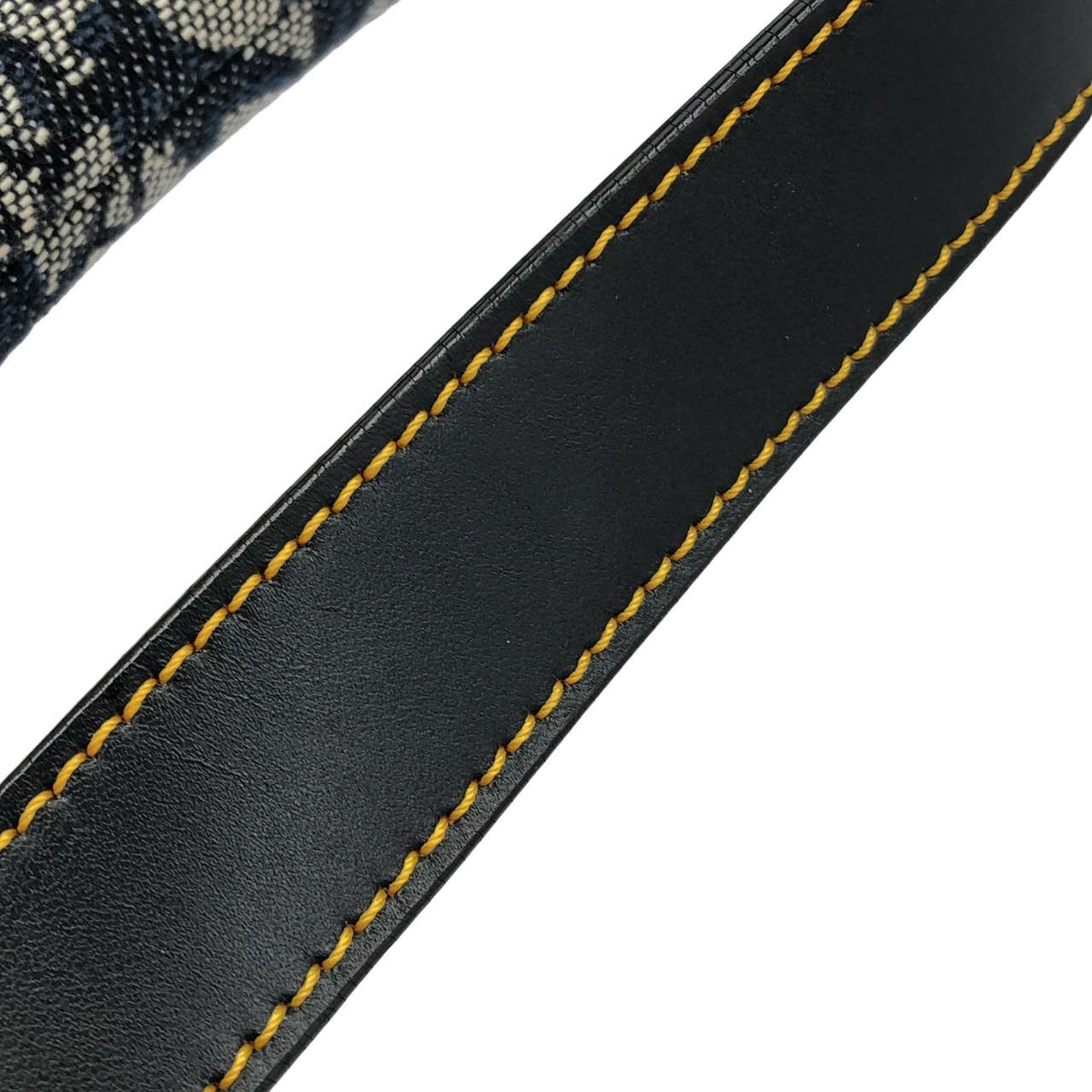 Dior Vintage Saddle Shoulder Bag — view 6