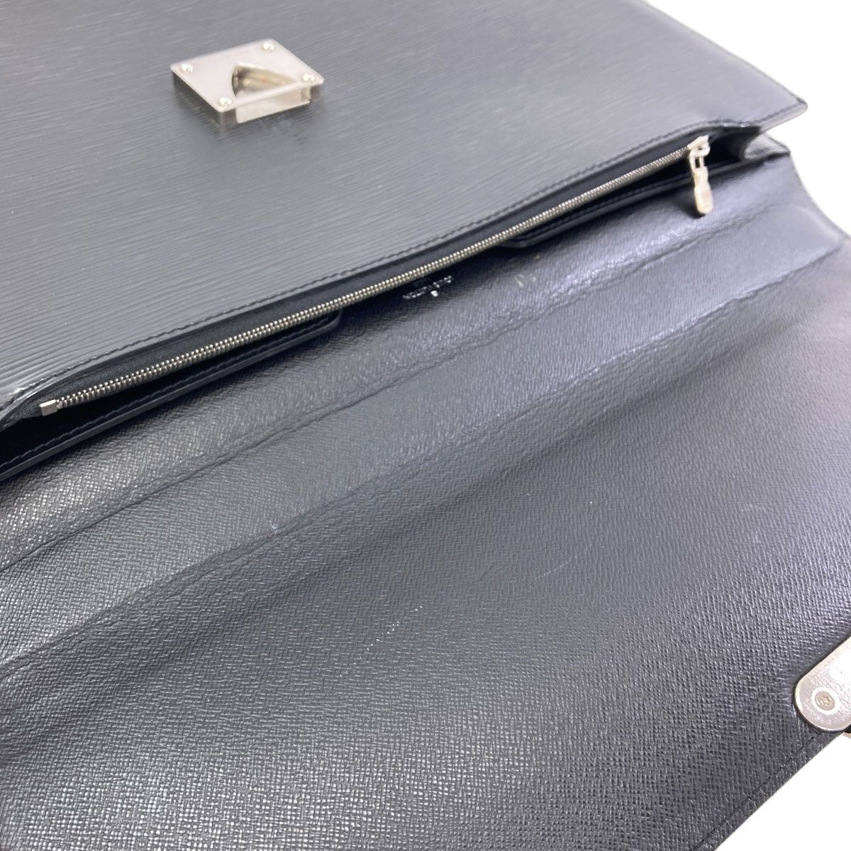 Louis Vuitton Business Bag — view 8
