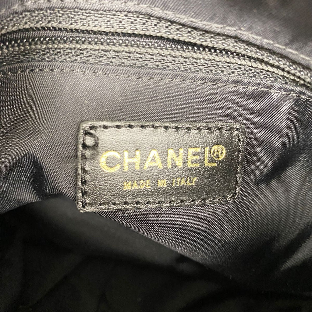 Chanel Shoulder Bag New Travel Nylon Black Gold — view 5
