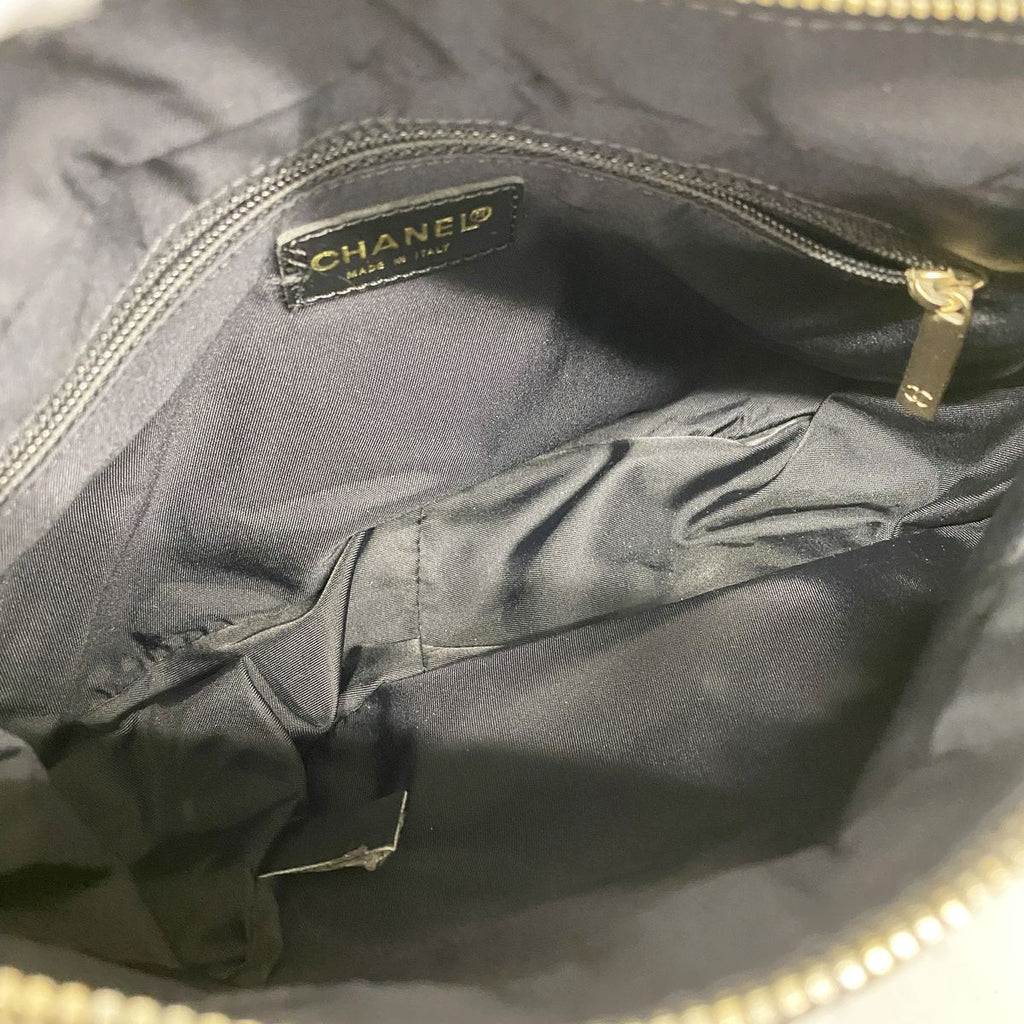 Chanel Shoulder Bag New Travel Nylon Black Gold — view 4