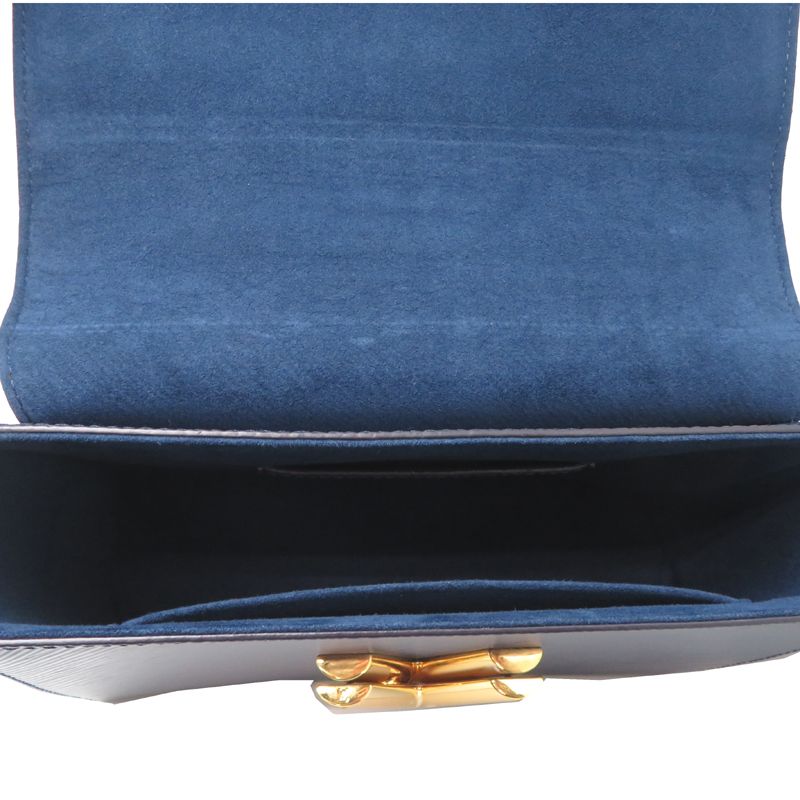 Louis Vuitton Shoulder Bag — view 6
