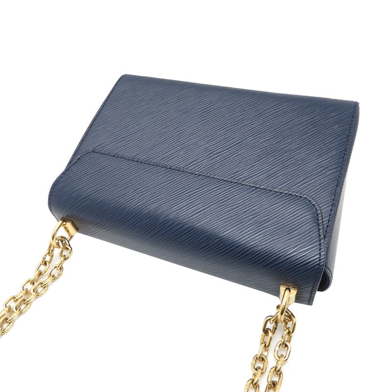 Louis Vuitton Shoulder Bag — view 4