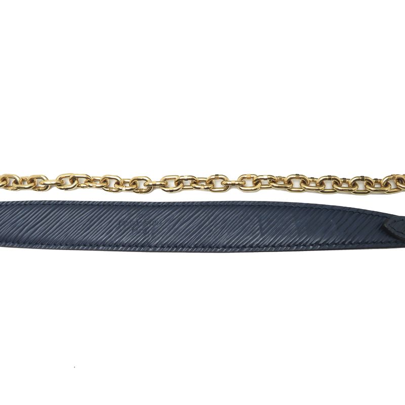 Louis Vuitton Shoulder Bag — view 5