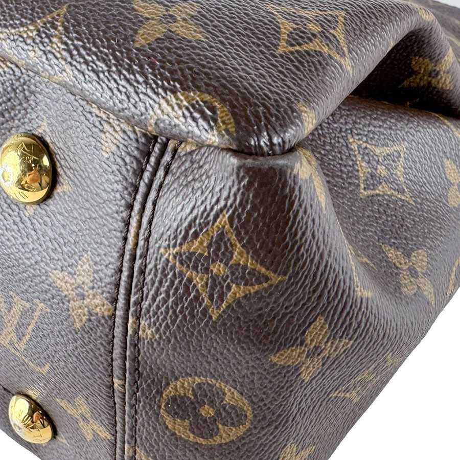 Louis Vuitton Shoulder Bag Pallas — view 7