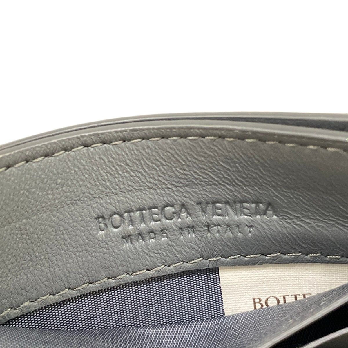 Bottega Veneta Card Case Maxi Intrecciato Dark Gray Leather — view 4