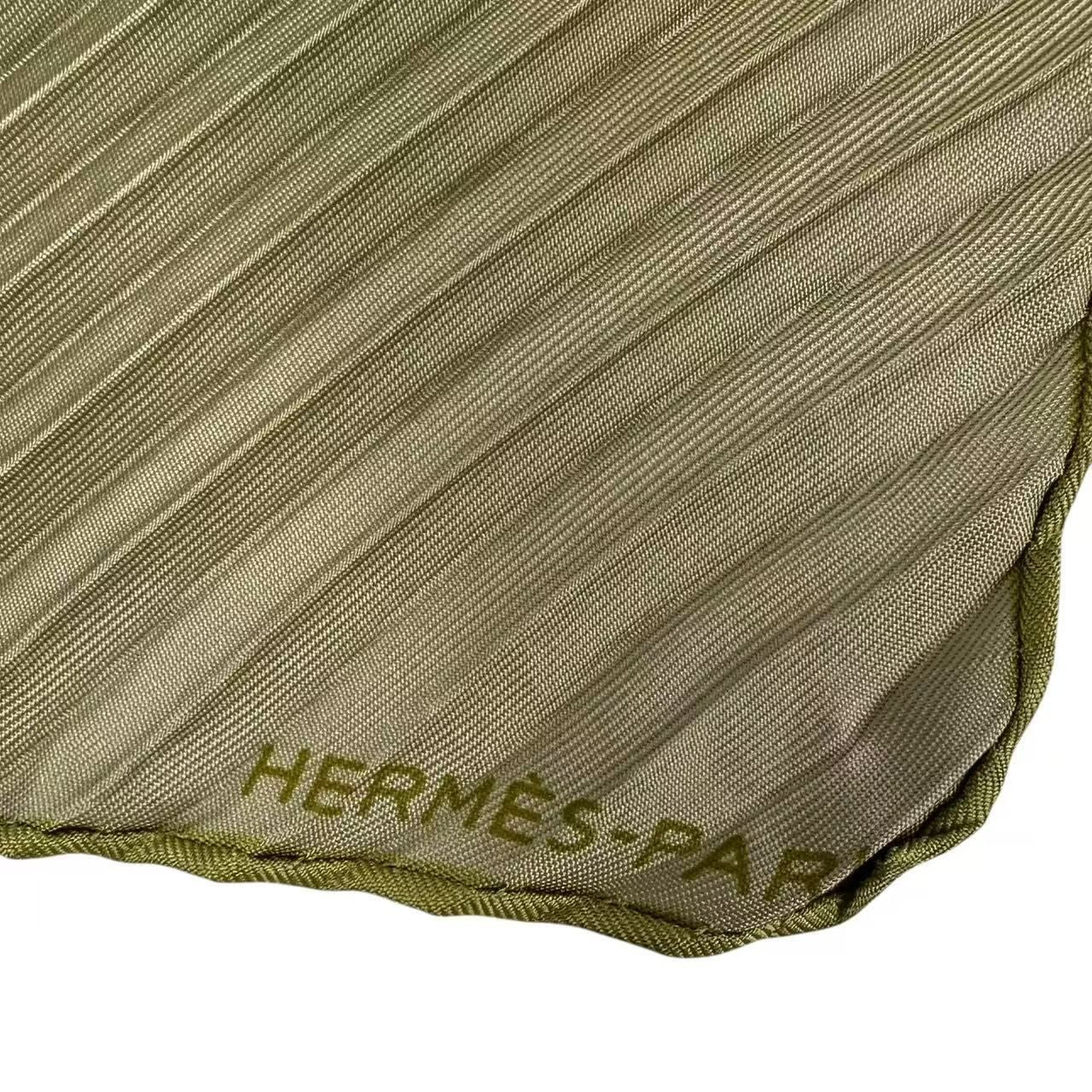 Hermes Scarf Pleats Silk Green — view 4