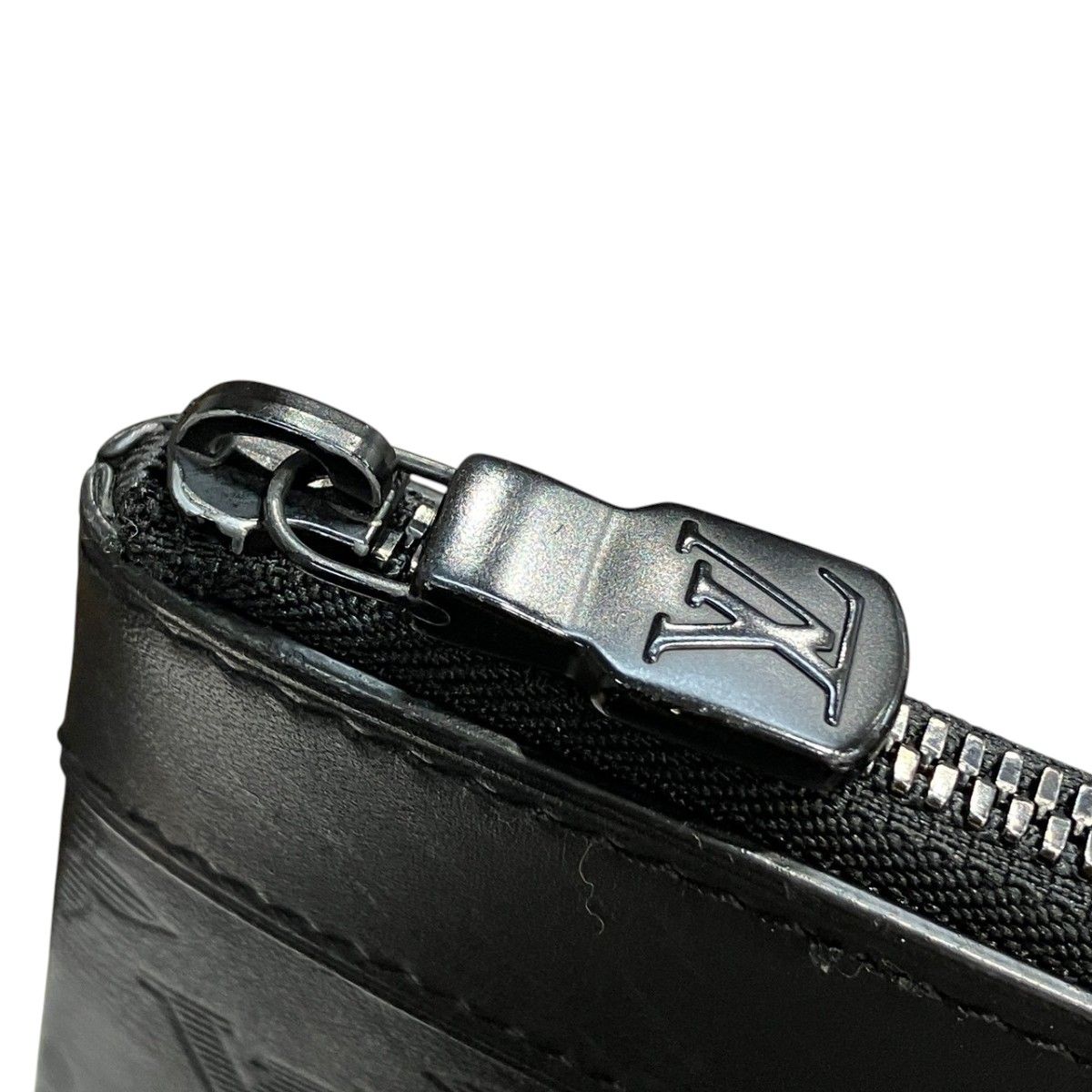 Louis Vuitton Pochette Discovery Monogram Shadow Clutch Leather — view 7
