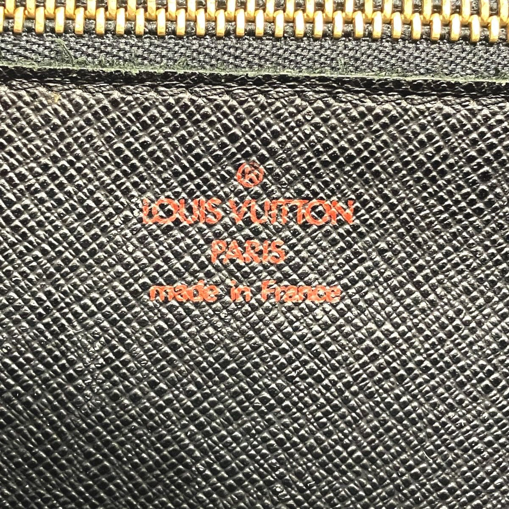 Louis Vuitton Series Dragonne Clutch Epi Leather — view 4