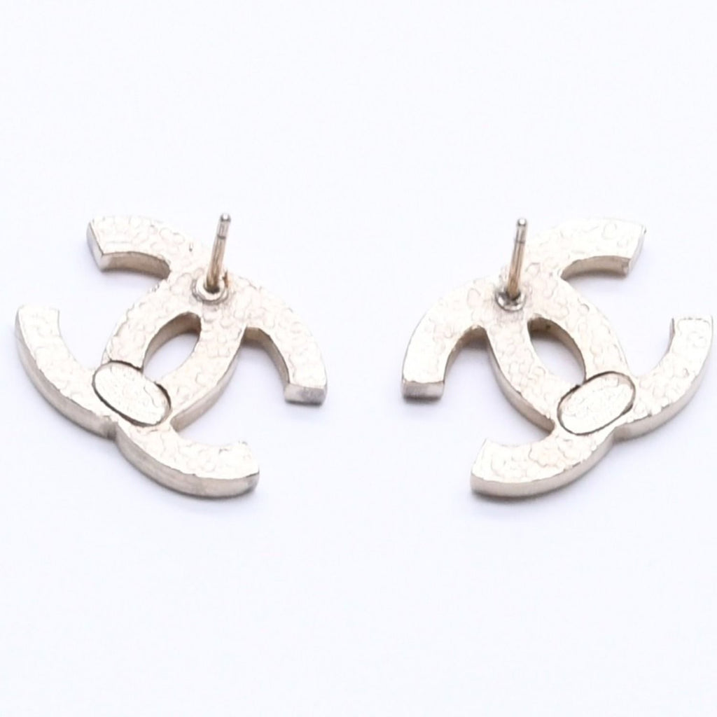 Chanel Earrings CC Logo Gold Glitter 07 — view 6