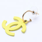 Chanel CC Logo Hoop Earrings 03 Metal Gold Plated Yellow — view 3