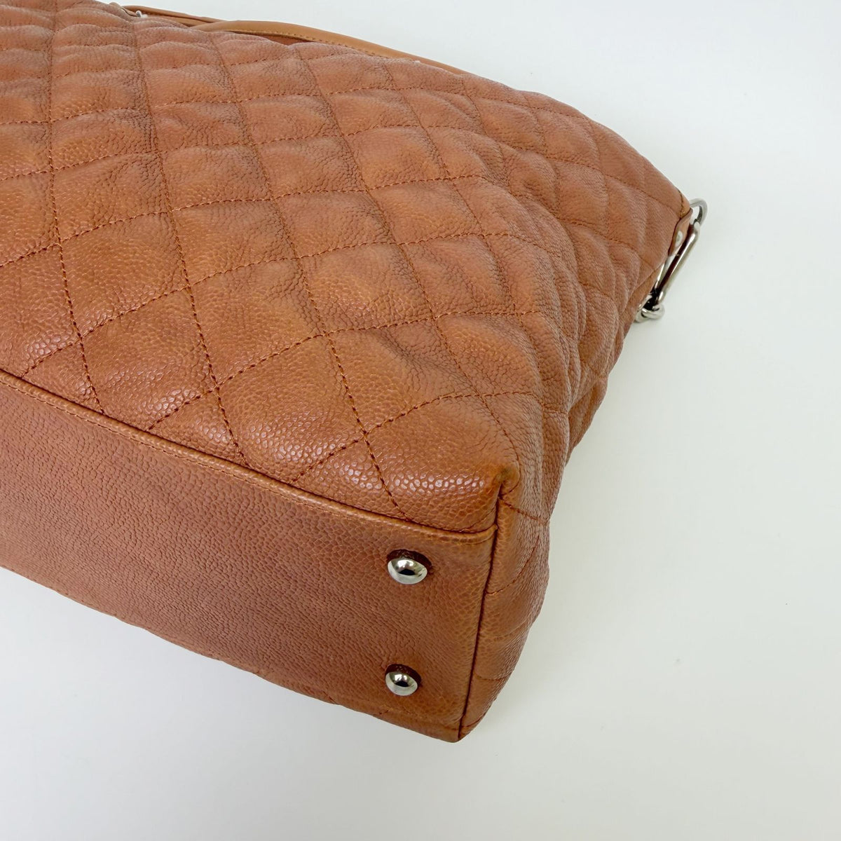 Chanel CC Logo Quilted 2-Way Chain Shoulder Bag Caviar Leather Camel Brown Seal — view 7