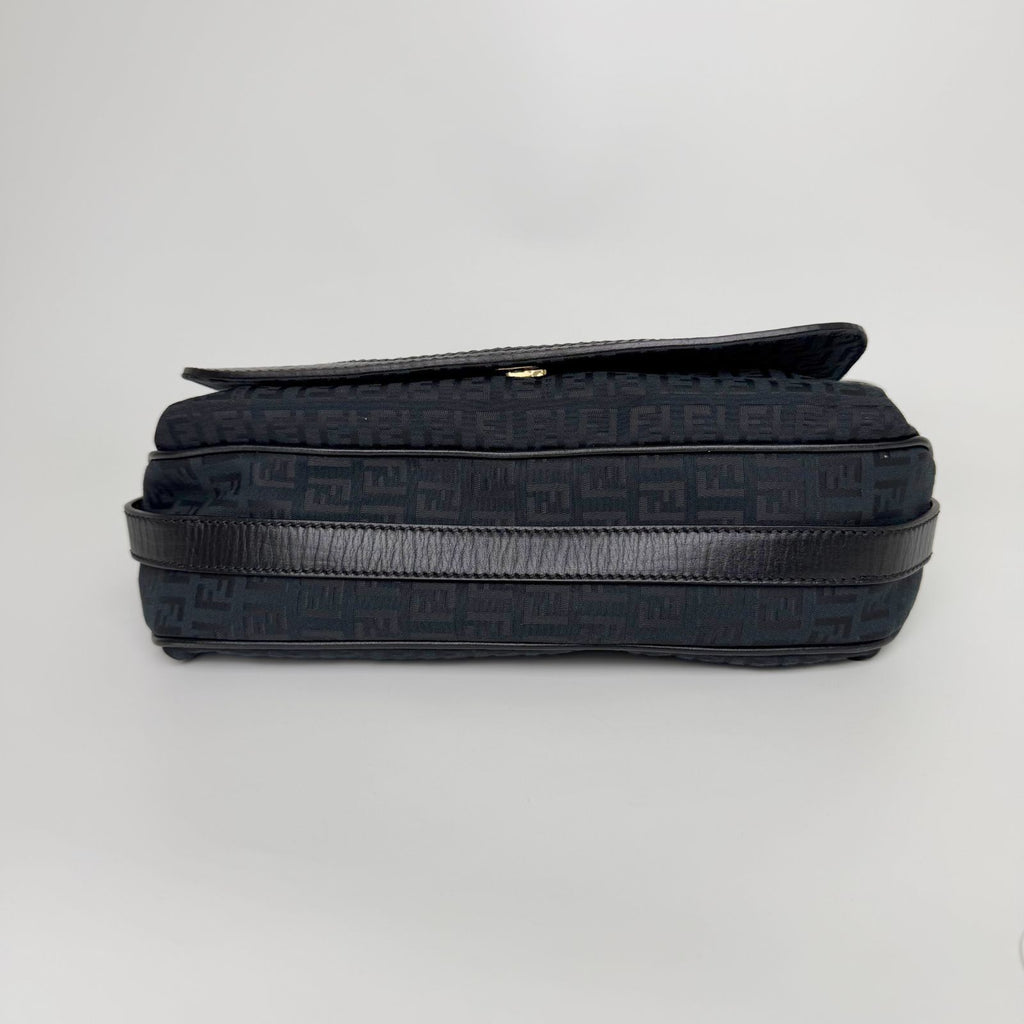 Fendi FF Zucca Front Zip Messenger Shoulder Bag Canvas Leather Black Gold — view 5