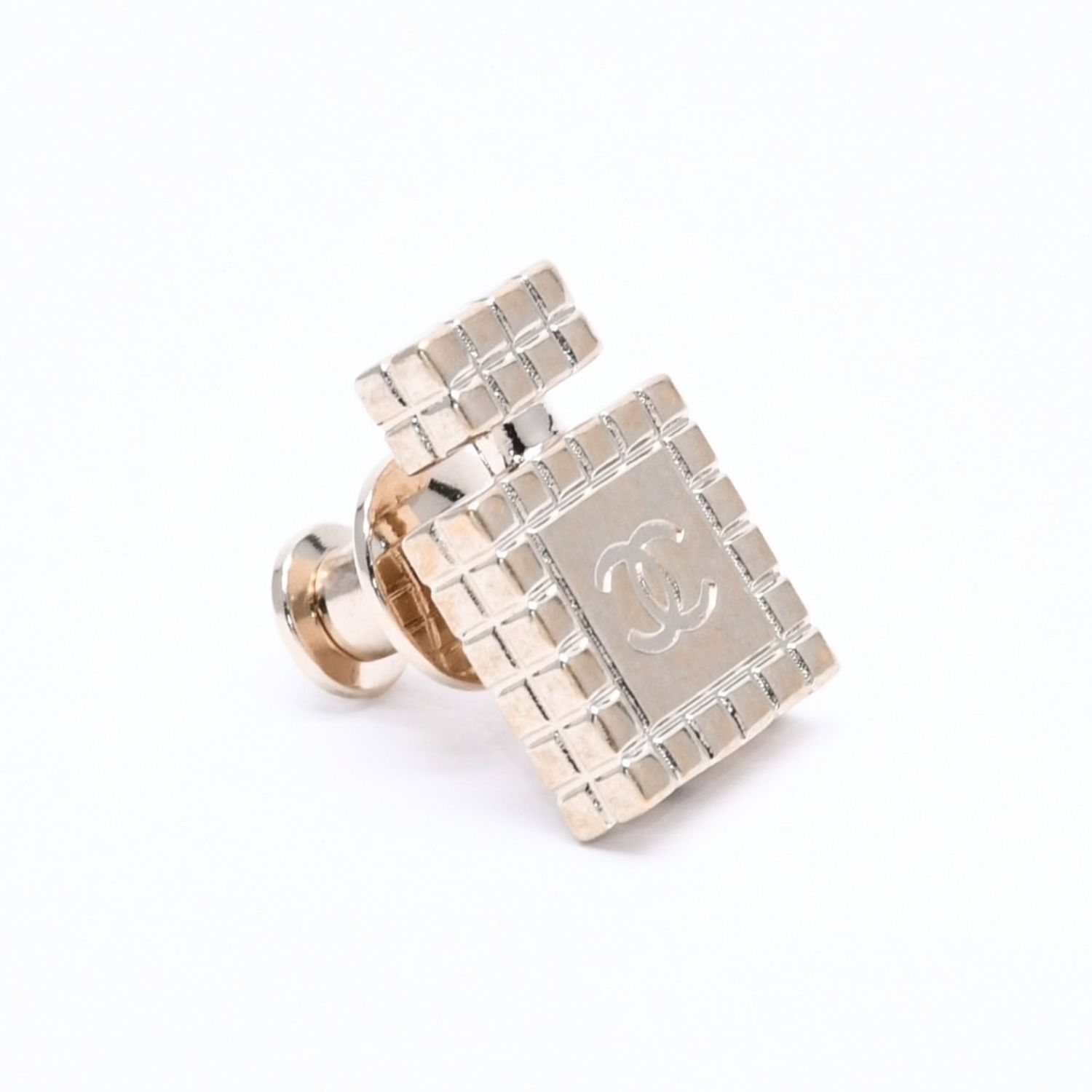 Chanel Brooch CC Logo Pin 3 Point Set Metal Gold — view 4
