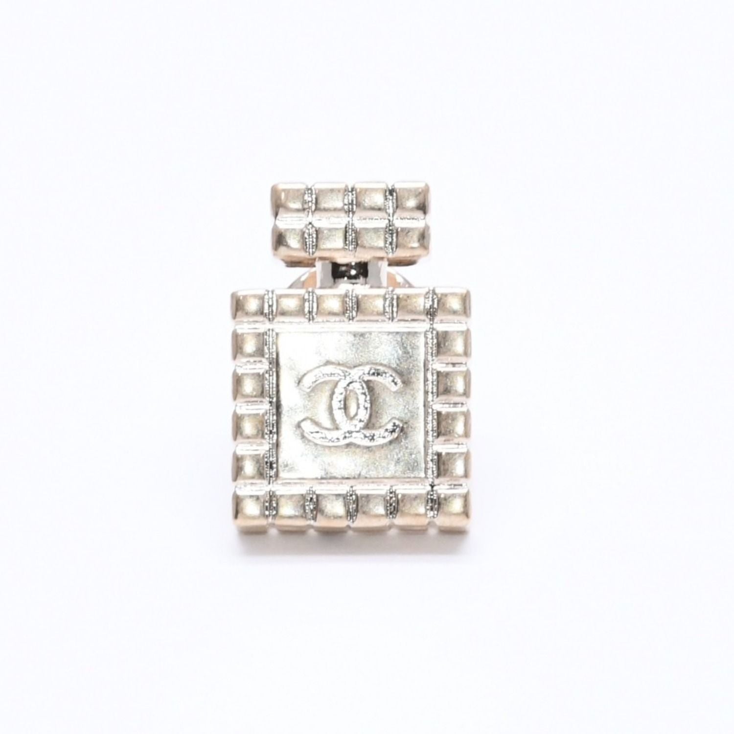 Chanel Brooch CC Logo Pin 3 Point Set Metal Gold — view 2