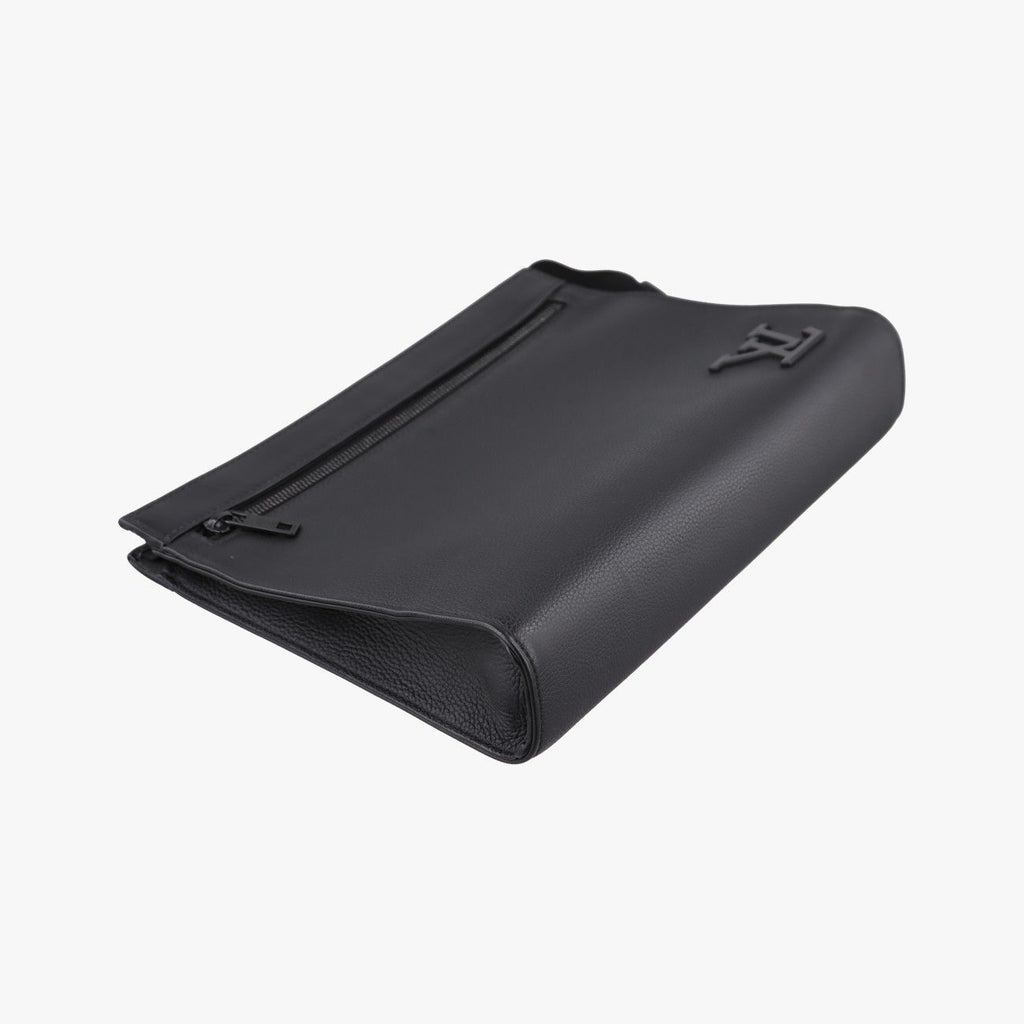 Louis Vuitton Messenger Voyage Noir Aerogram — view 5