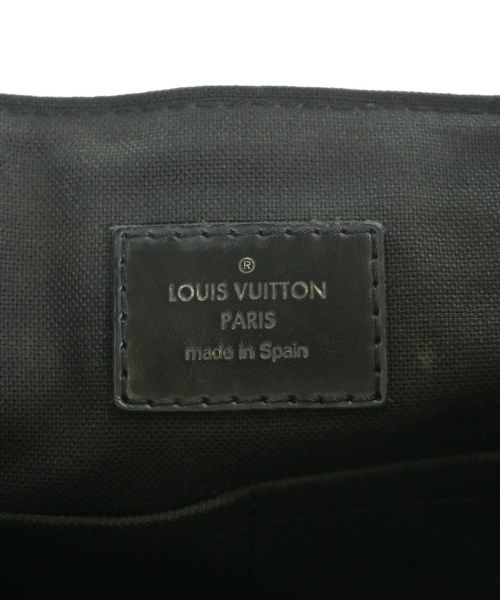 Louis Vuitton Shoulder Bag — view 5