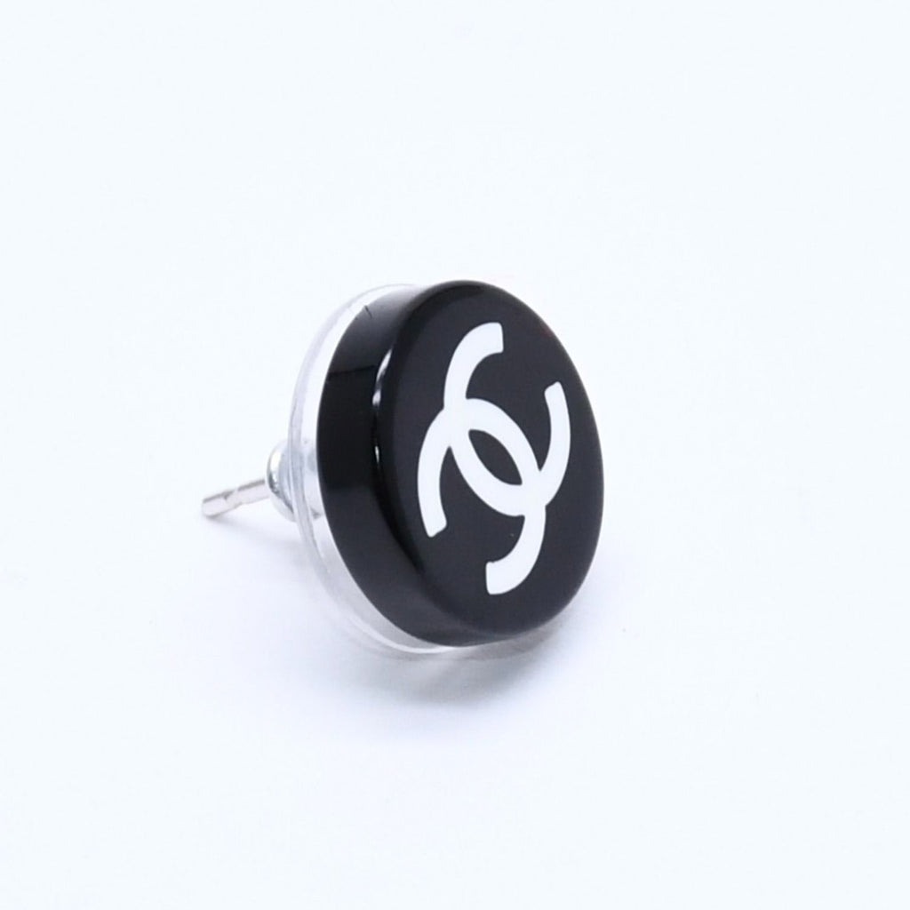 Chanel Earrings CC Logo Button Black 05 — view 3