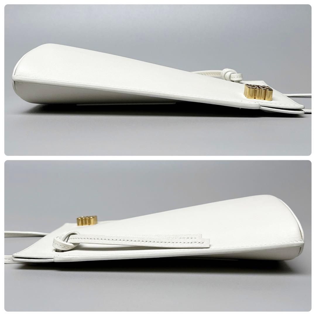 Loewe Dice Pocket Shoulder Bag White Anagram — view 4