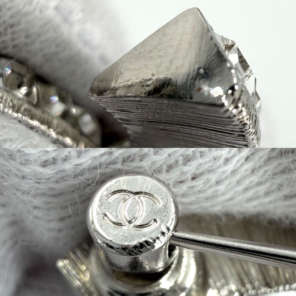 Chanel Brooch CC Logo Rhinestone Silver — view 5