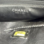 Chanel Shoulder Bag CC Logo Quilted Leather Black Silver — view 5