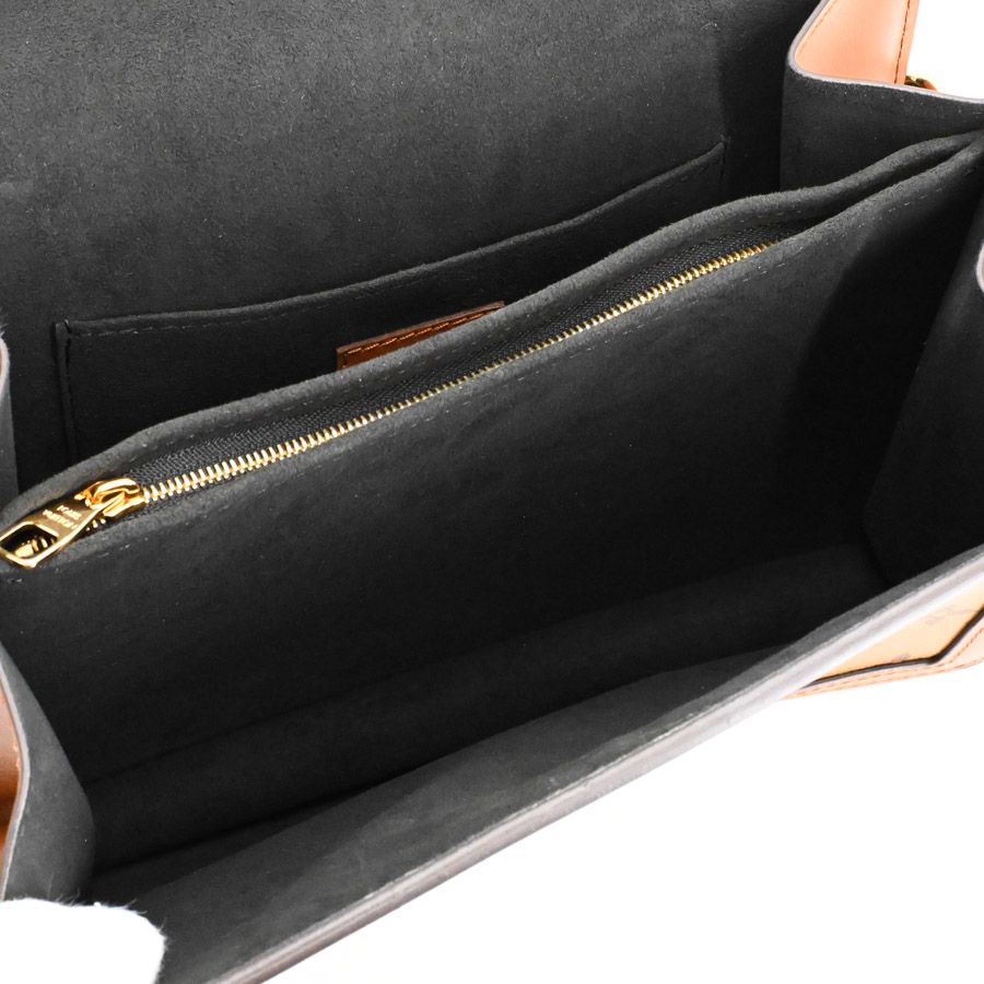 Louis Vuitton Shoulder Bag Dauphine MM — view 4