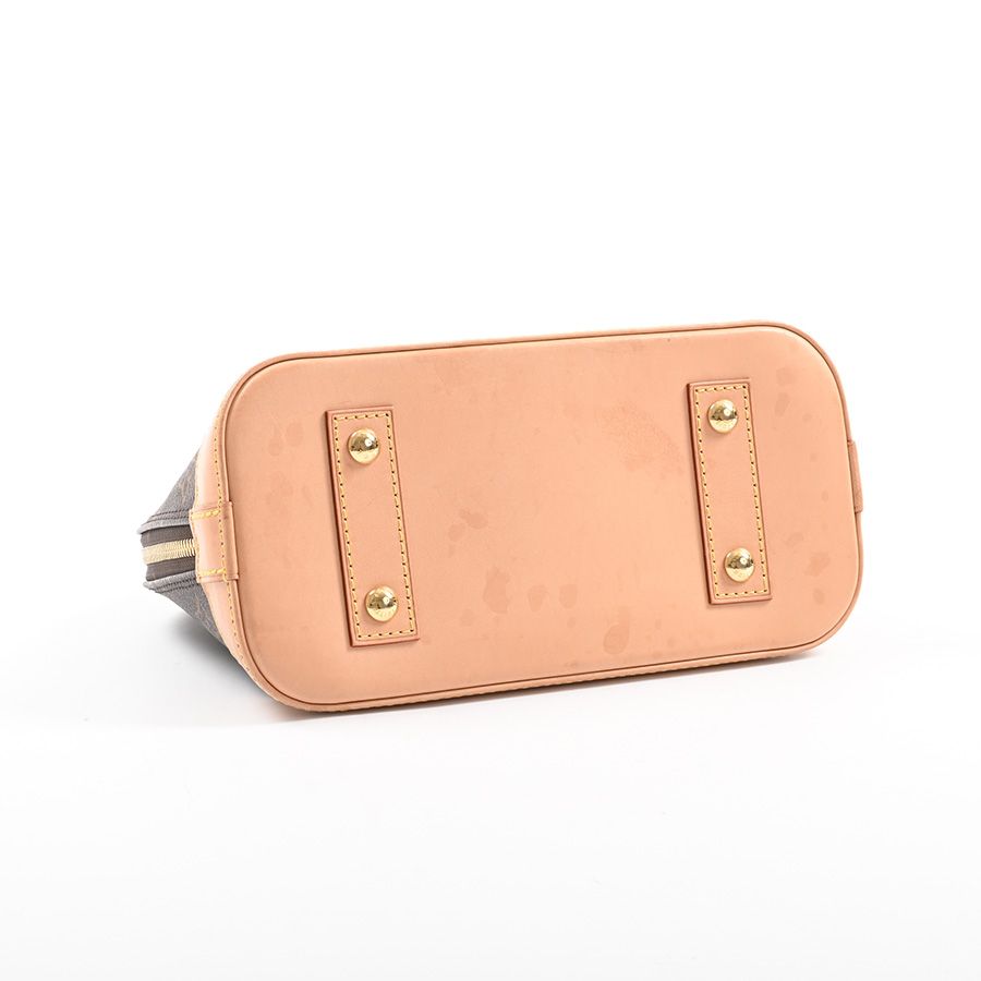 Louis Vuitton Handbag Alma BB — view 5