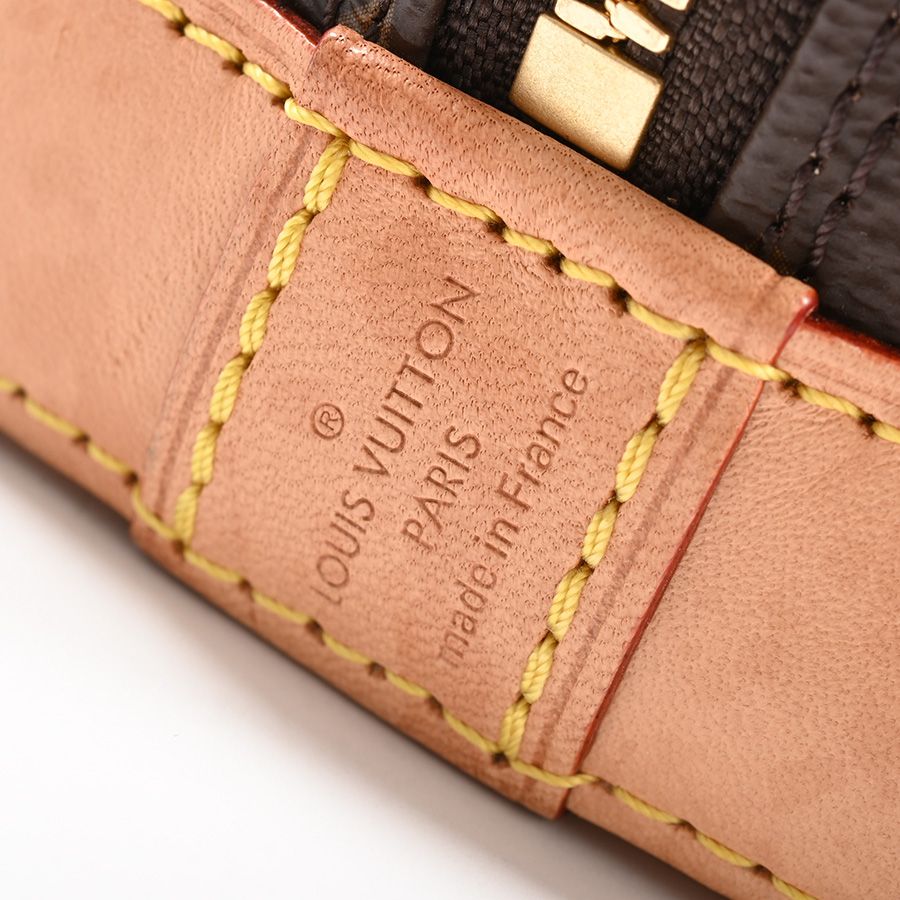 Louis Vuitton Handbag Alma BB — view 6