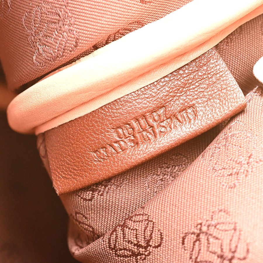 Loewe Handbag Pink — view 6