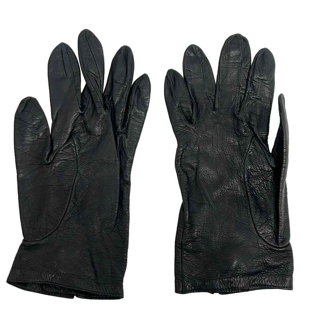 Chanel Gloves Black CC Logo Turnlock Star Mark Leather — view 3