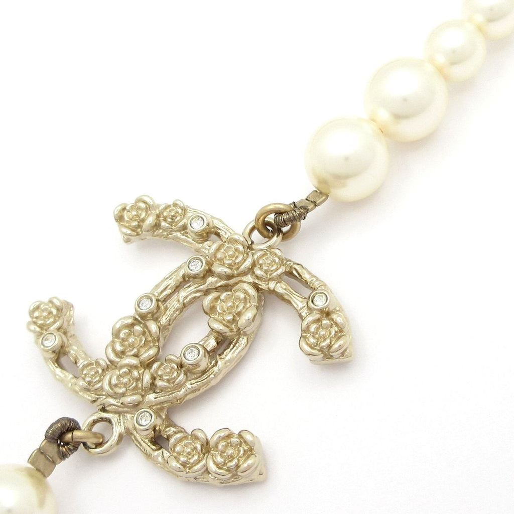 Chanel Necklace CC Logo Ivory Gold Clear Camellia — view 6
