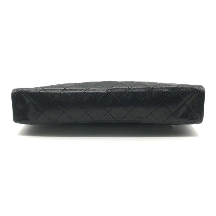 Chanel Quilted Clutch Black Gold — view 3