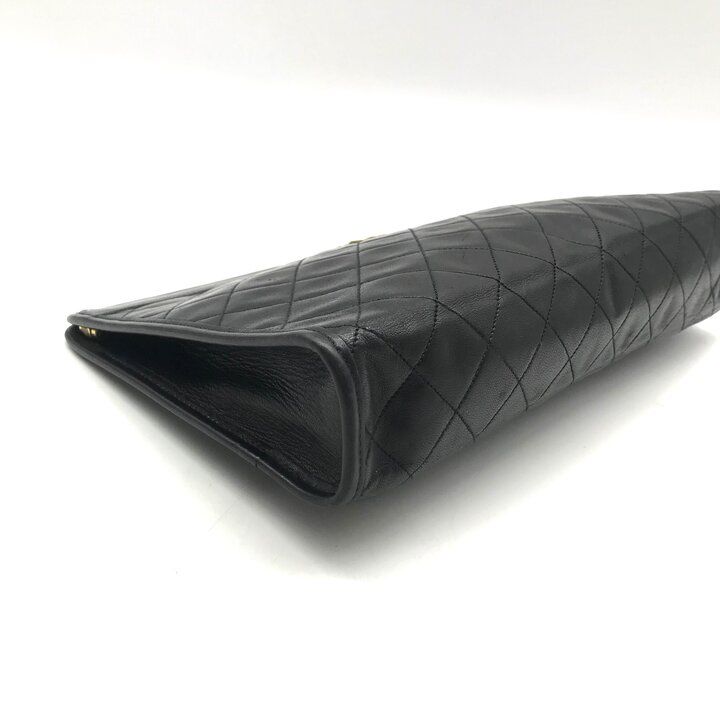 Chanel Quilted Clutch Black Gold — view 4