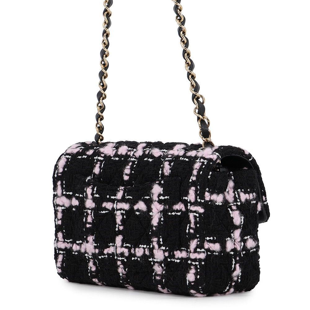 Chanel Chain Shoulder Bag Quilted 20 CC Logo Tweed Black — view 2