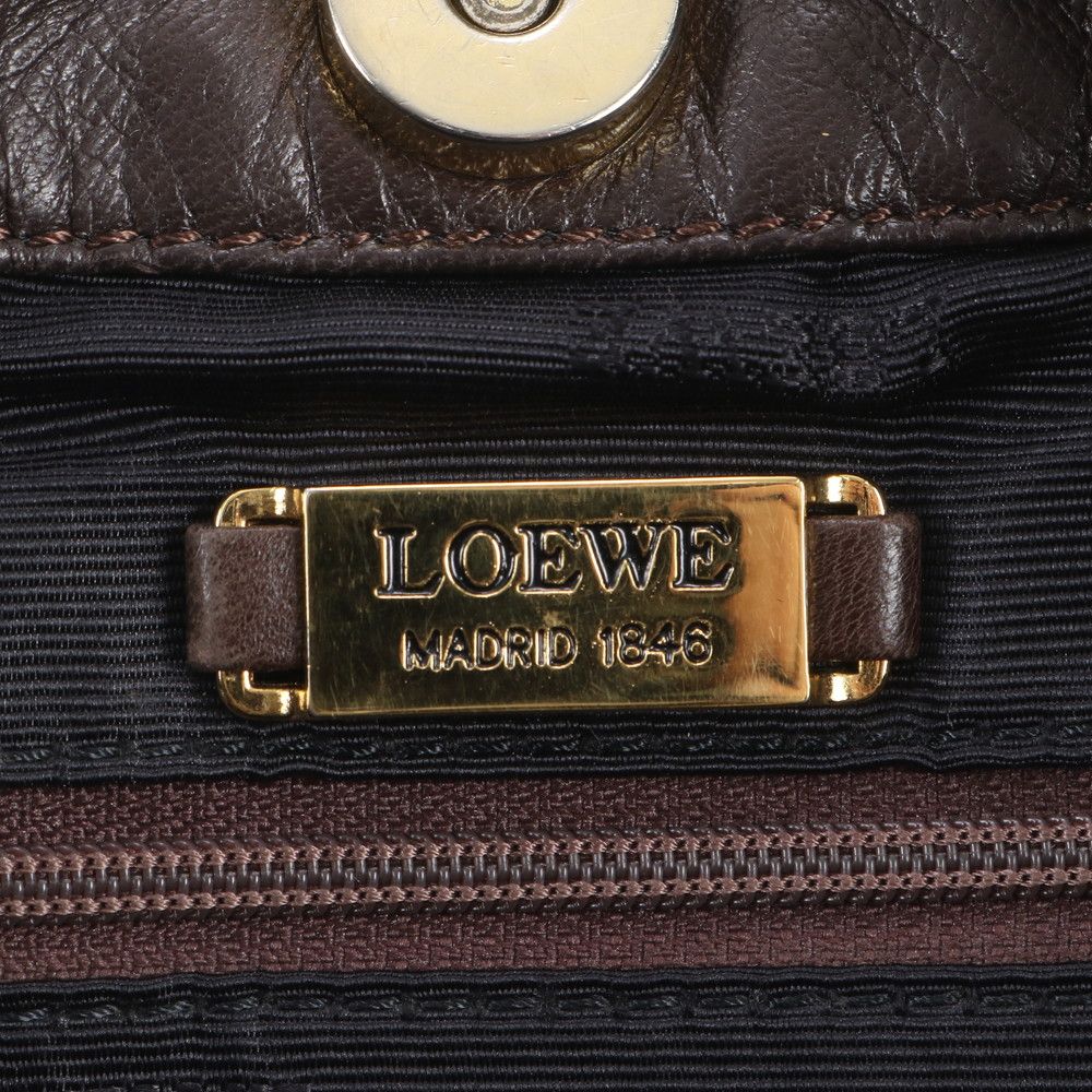 Loewe Nappa Drawstring Leather Shoulder Bag Brown — view 8