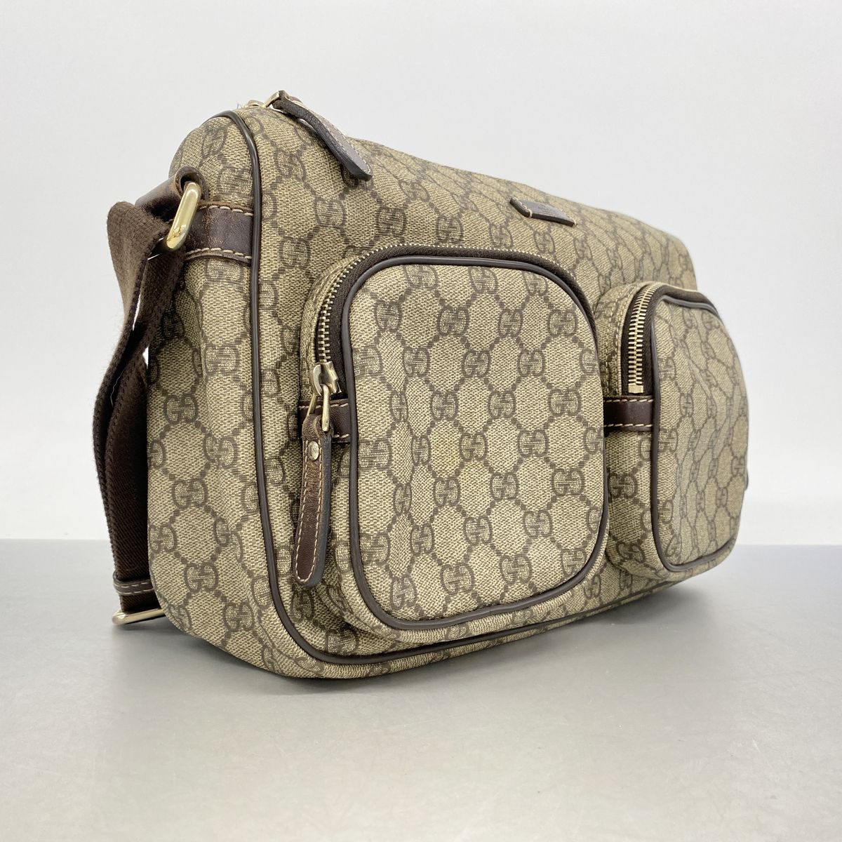 Gucci Shoulder Bag GG Supreme Brown Champagne Gold — view 2