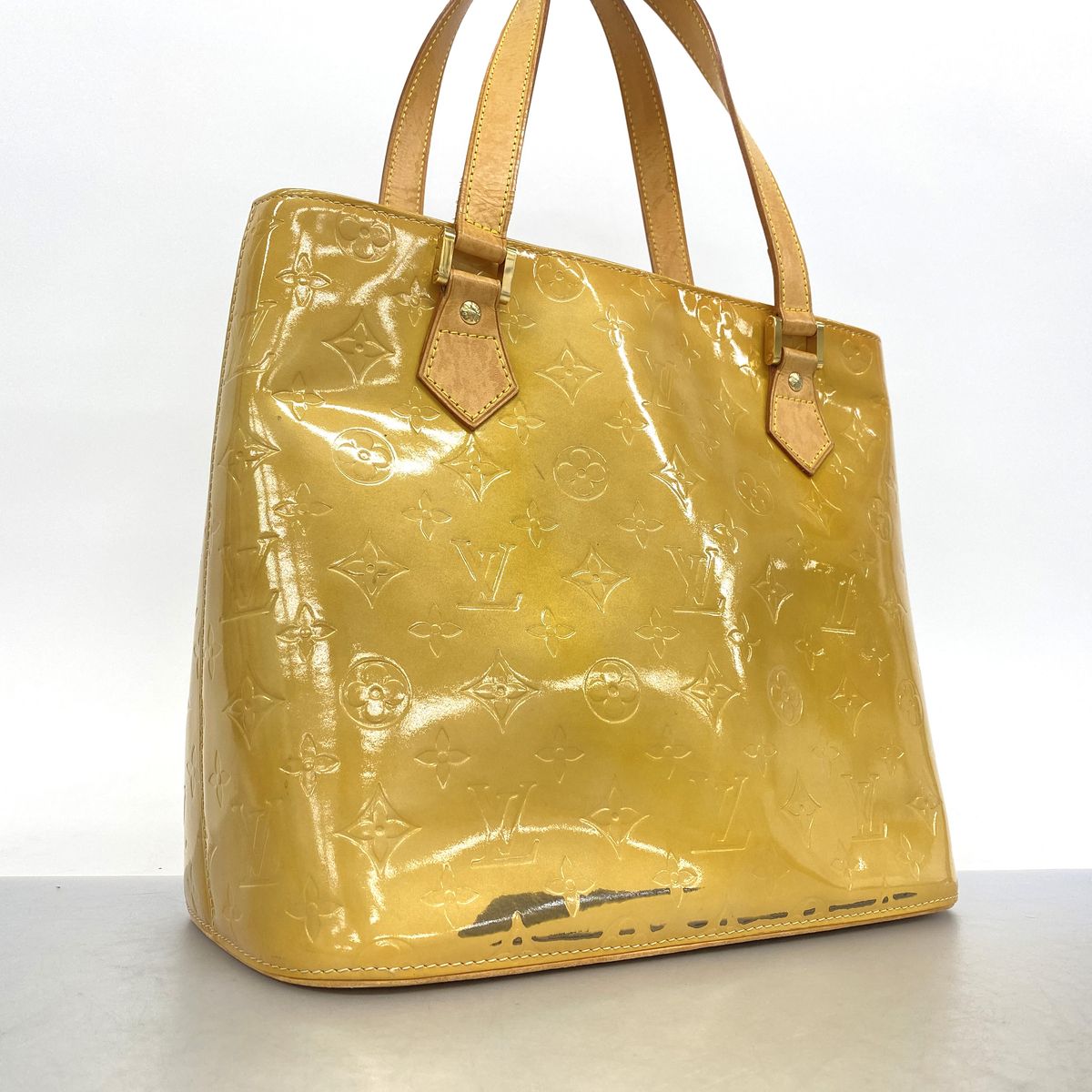 Louis Vuitton Tote Bag Vernis Houston Beige — view 2