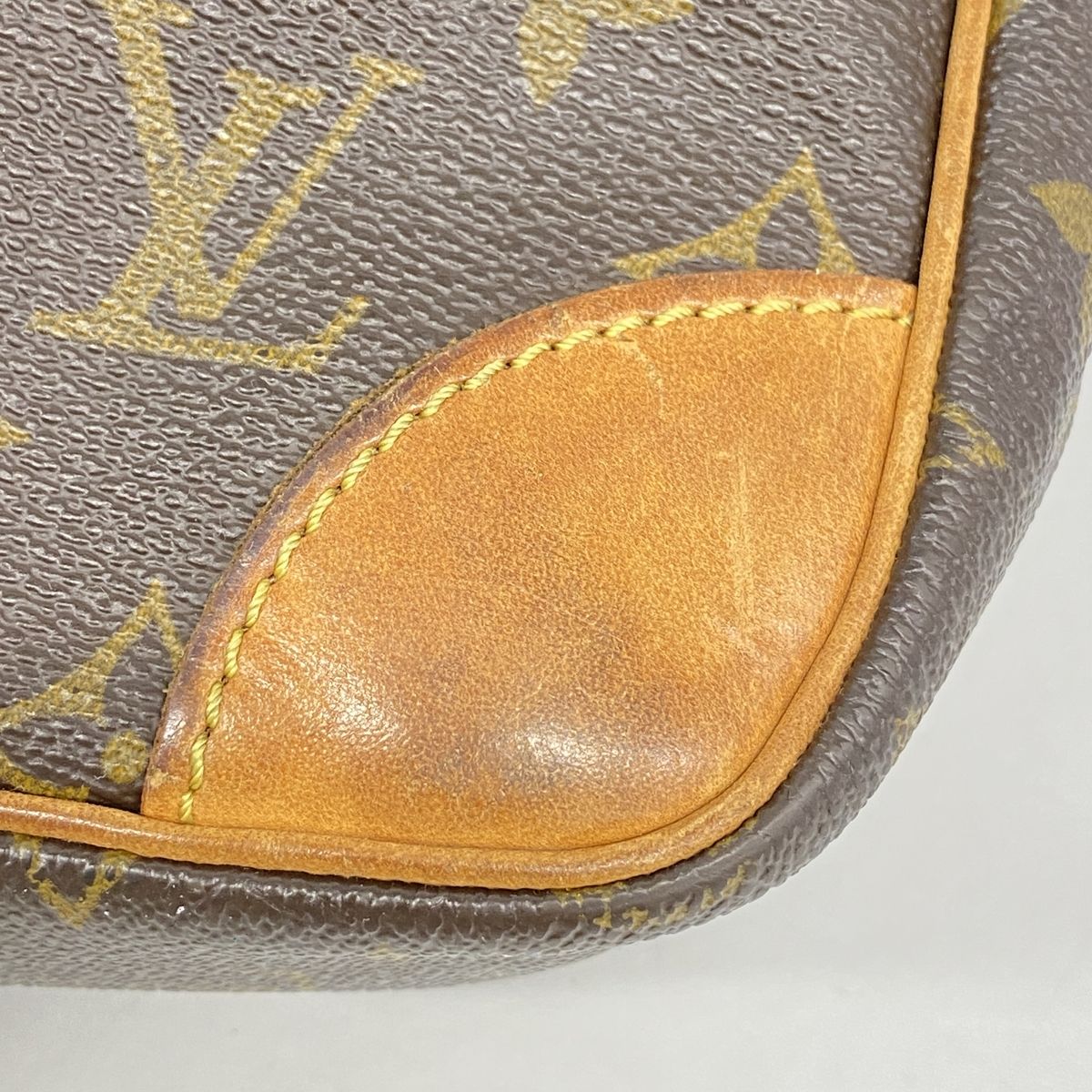 Louis Vuitton Shoulder Bag Monogram Trocadero 27 Brown — view 7