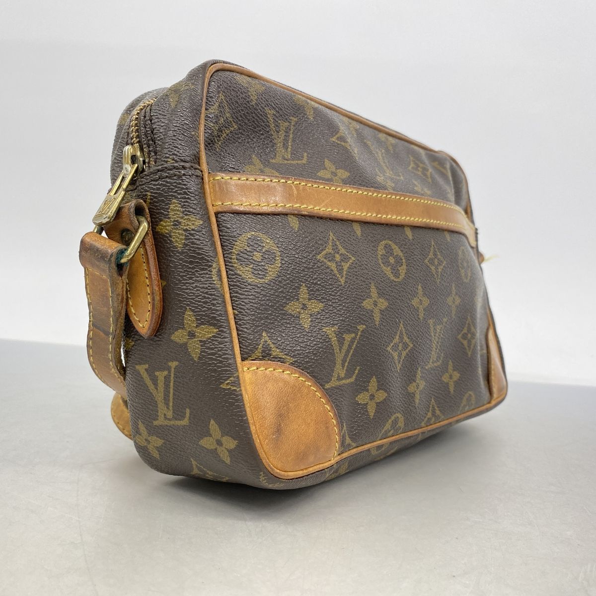Louis Vuitton Shoulder Bag Monogram Trocadero 27 Brown — view 2