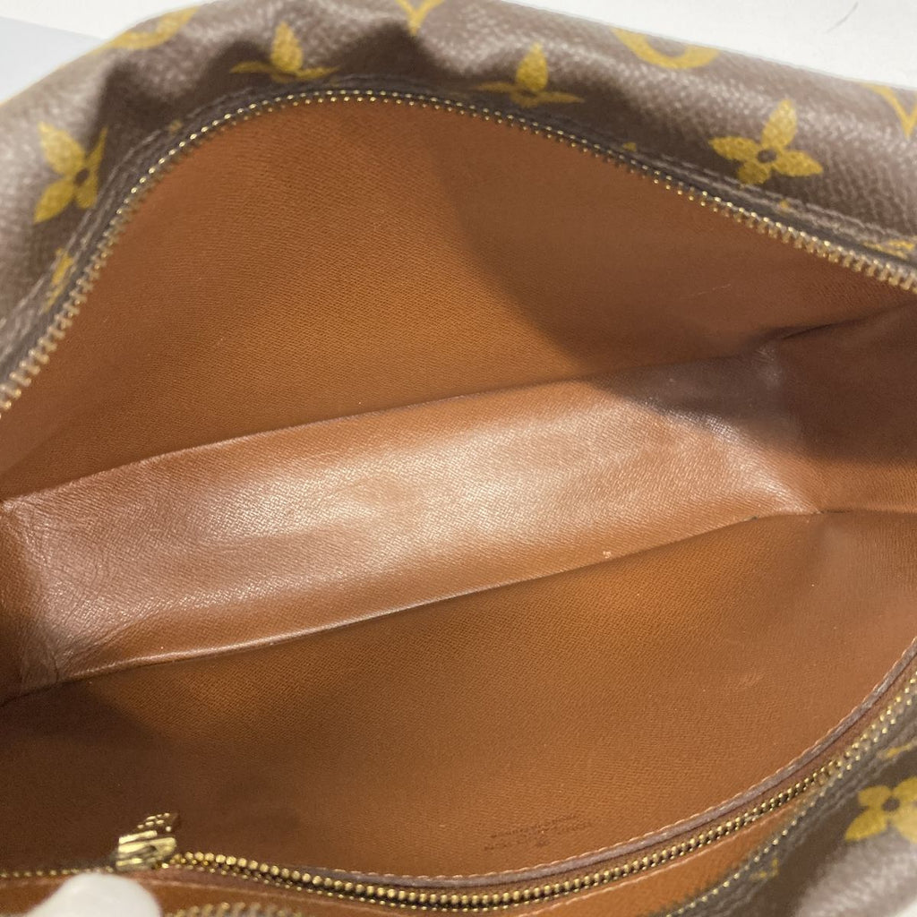 Louis Vuitton Shoulder Bag Monogram Trocadero 30 Brown — view 4