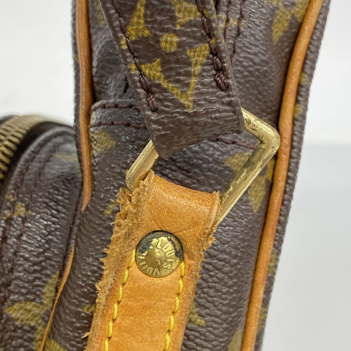 Louis Vuitton Shoulder Bag Monogram Amazon Brown — view 8