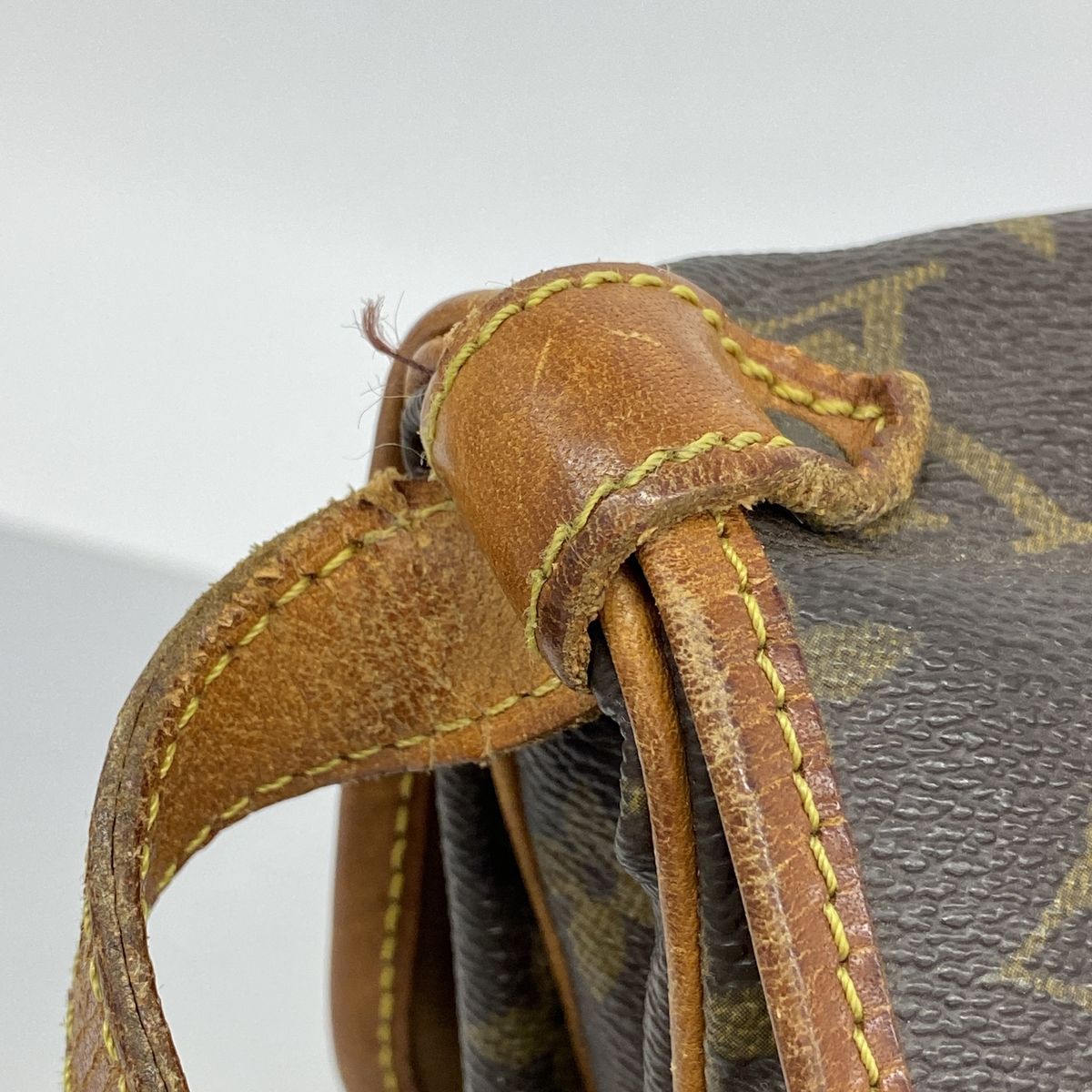 Louis Vuitton Shoulder Bag Monogram Saumur 30 Brown — view 6