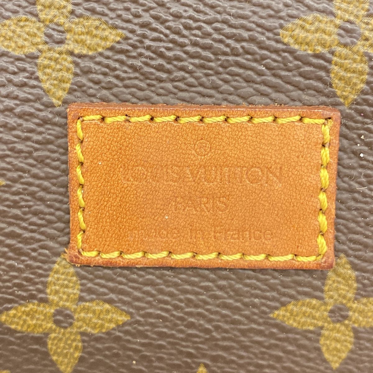 Louis Vuitton Shoulder Bag Monogram Saumur 30 Brown — view 5