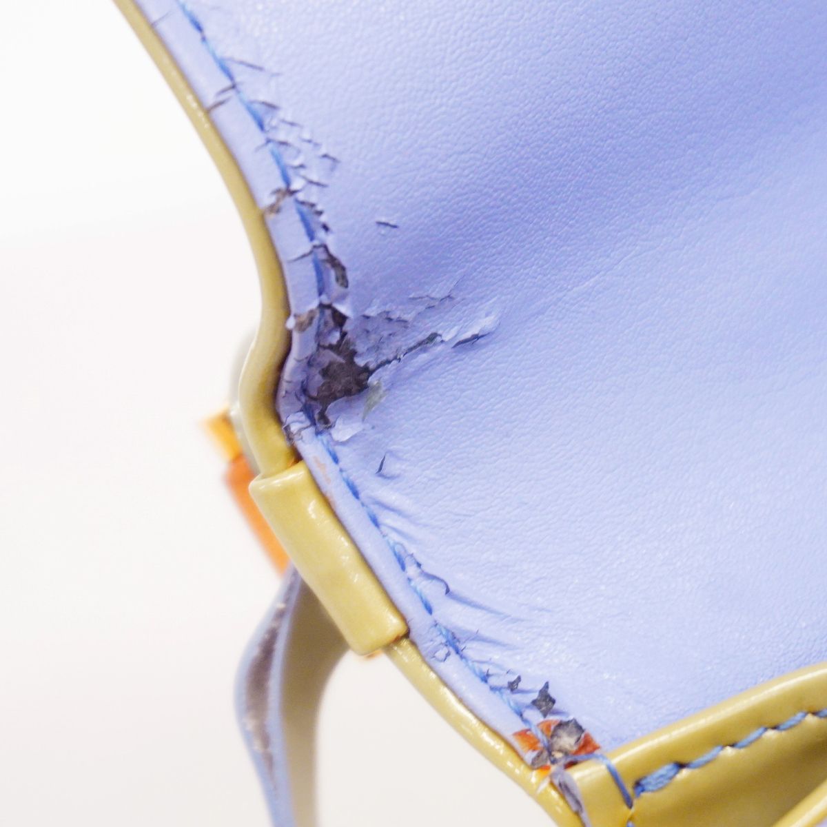 Louis Vuitton Handbag Vernis Spring Street Lavande — view 7