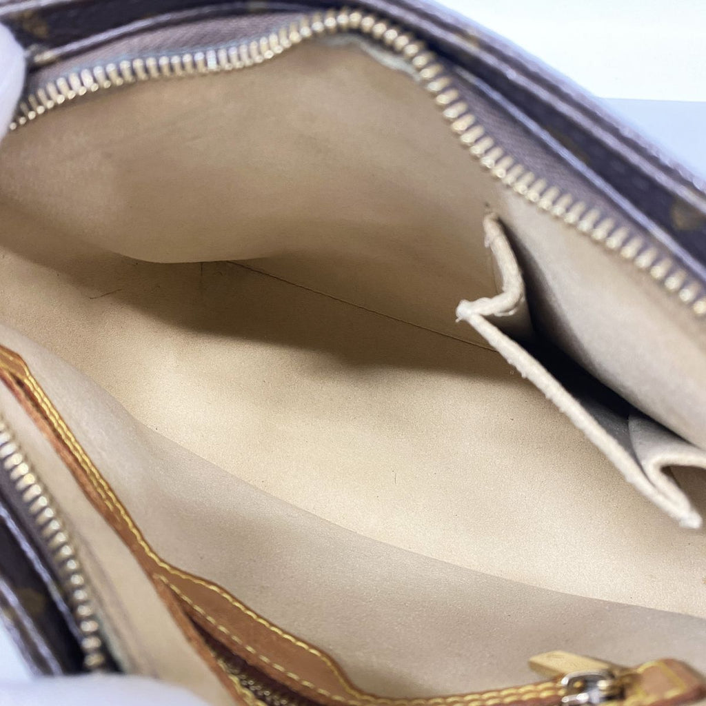 Louis Vuitton Shoulder Bag Monogram Looping MM Brown — view 4