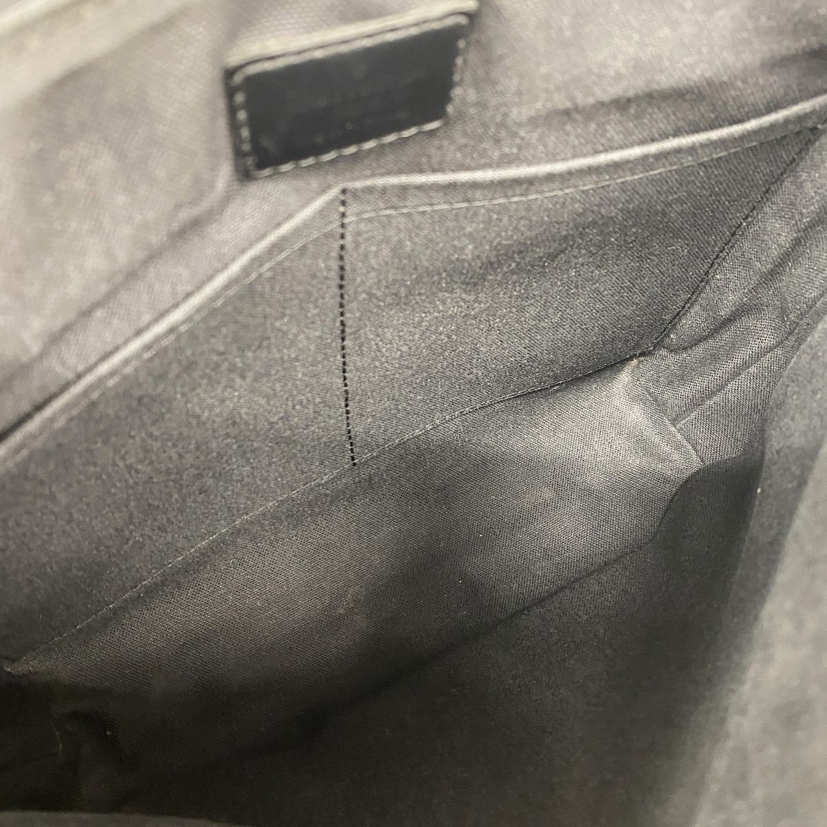 Louis Vuitton Shoulder Bag Damier Graphite District PM Gray Black — view 4