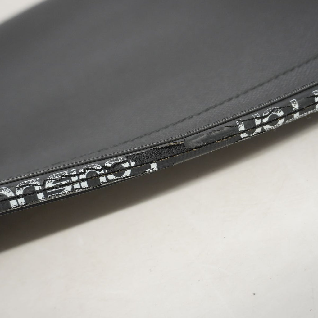 Louis Vuitton Clutch Taiga Pochette Apollo Noir — view 6