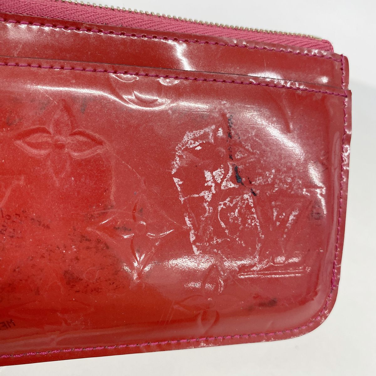 Louis Vuitton Coin Purse Vernis Pochette Cles NM Rose Indien — view 5